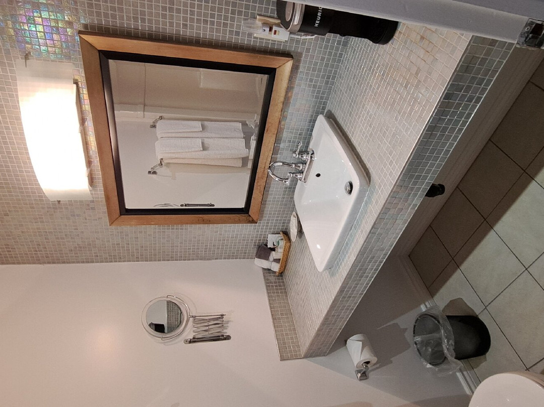 The Water's Edge Inn主图