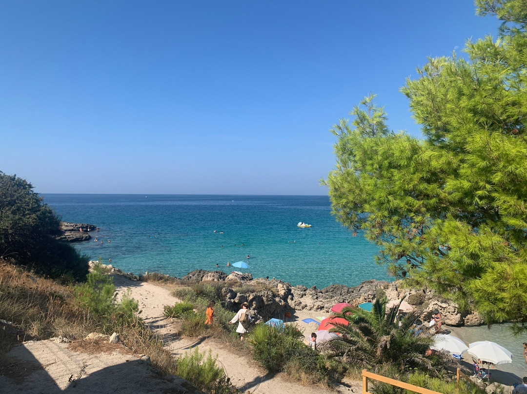 Spiaggia di Porto Pirrone-Leporano必去景点
