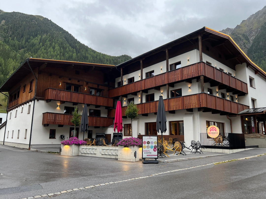 First Mountain Hotel Öetztal主图