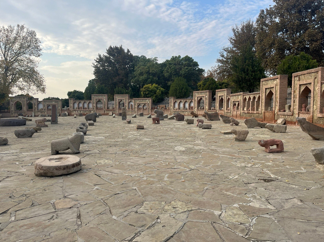 Momine Khatun Mausoleum-纳希切万 必去景点