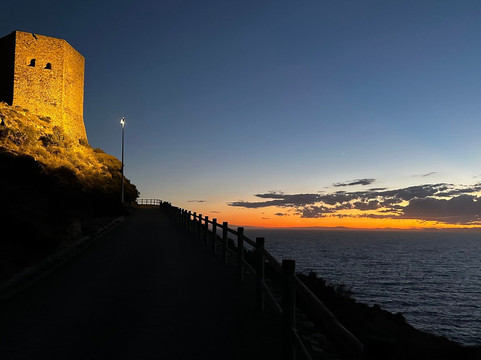 Torre de Santa Elena-La Azohia必去景点