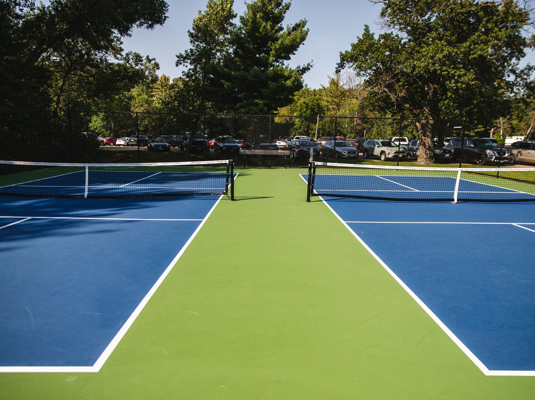 Quarterdeck Resort主图