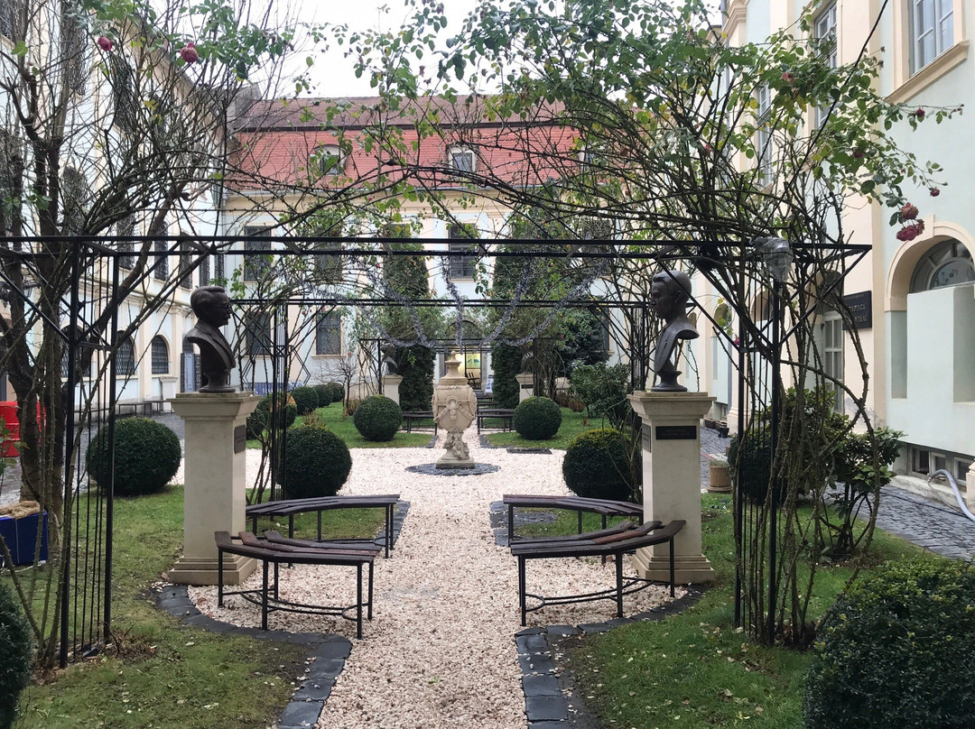 Brukenthal National Museum景点图片