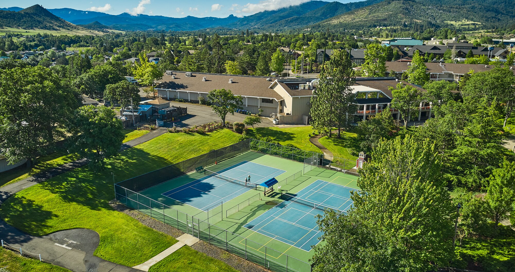 Ashland Hills Hotel & Suites-浴室