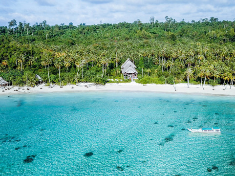 Hidden Bay Resort Mentawais