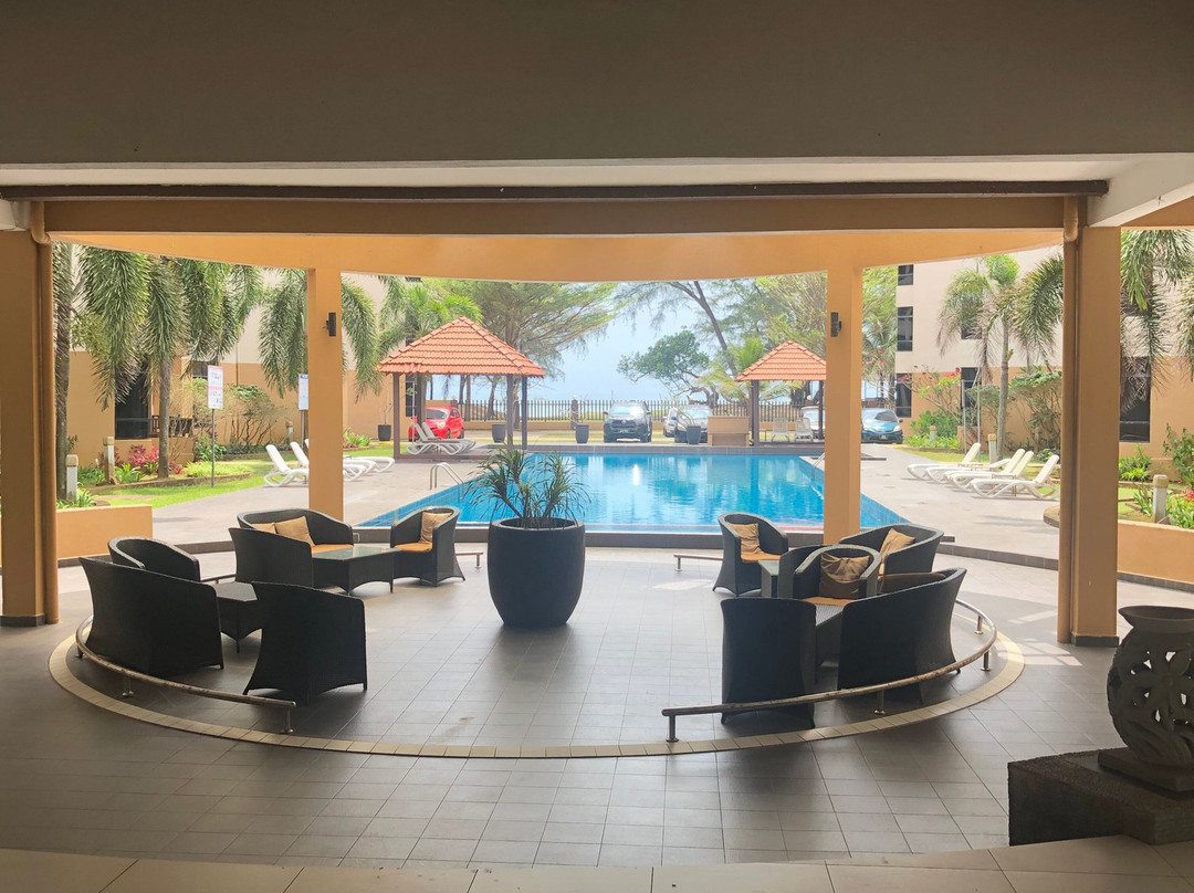 Samsuria Beach Apartment Resort主图