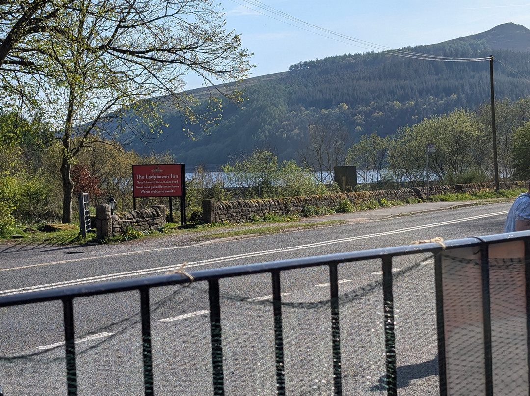OYO Ladybower Inn主图
