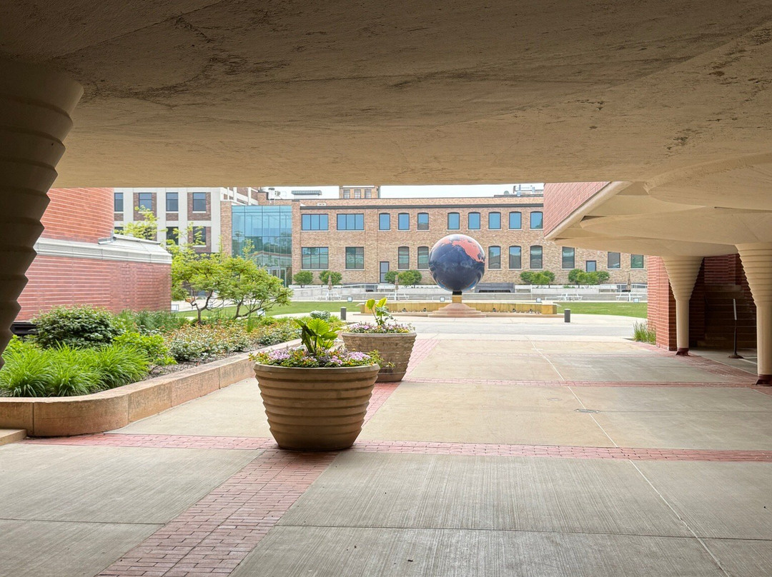 SC Johnson Headquarters-拉辛必去景点