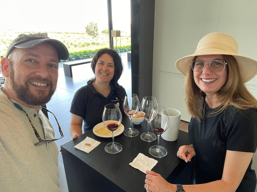 Pago de Los Capellanes-Pedrosa de Duero必去景点