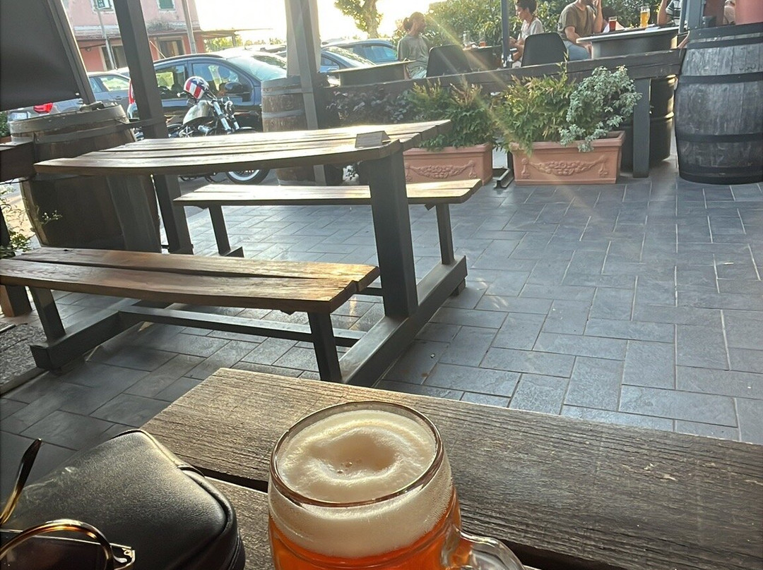 Castelnuovo's Crazy Beer-Castelnuovo Magra必去景点