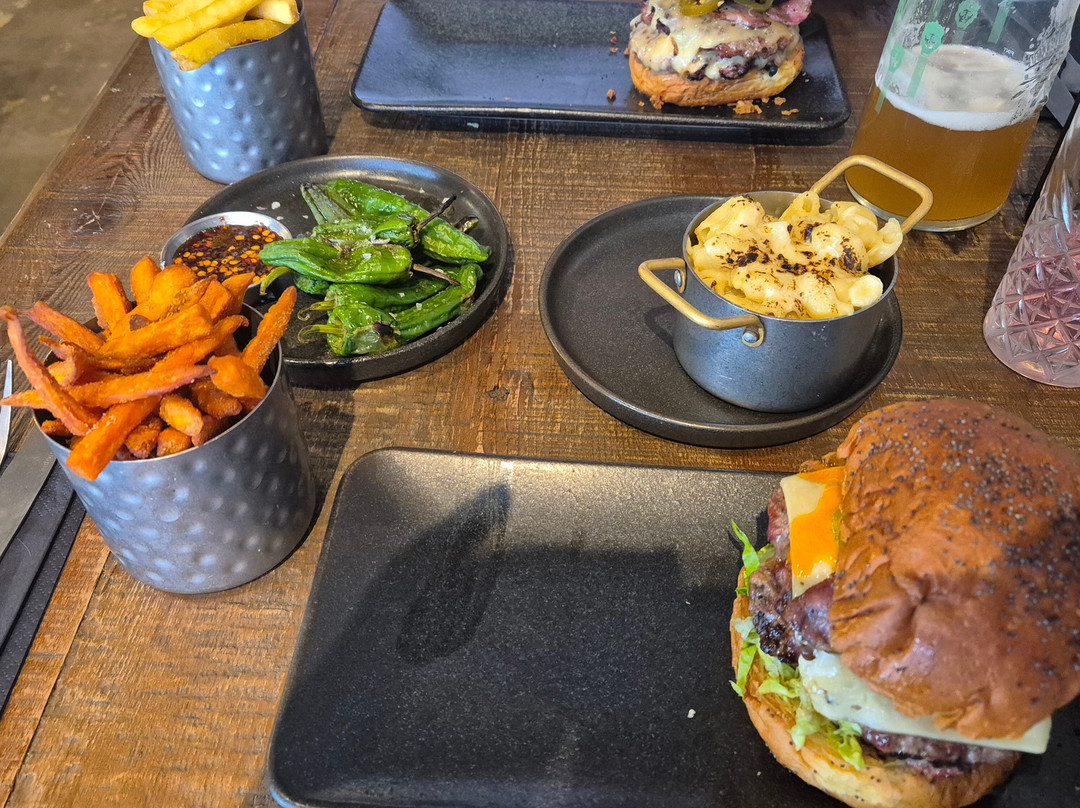 Meat & Greet Bbq Steakhouse