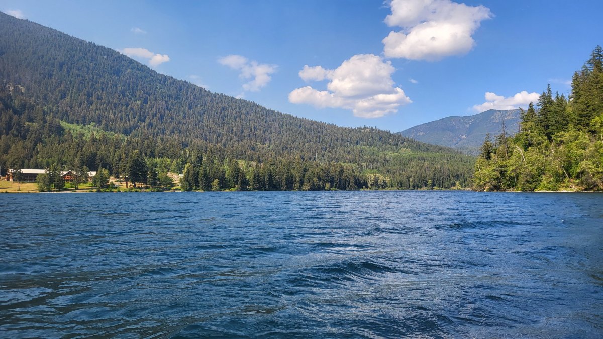 泰雅克斯旅馆及直升机滑雪-浴室