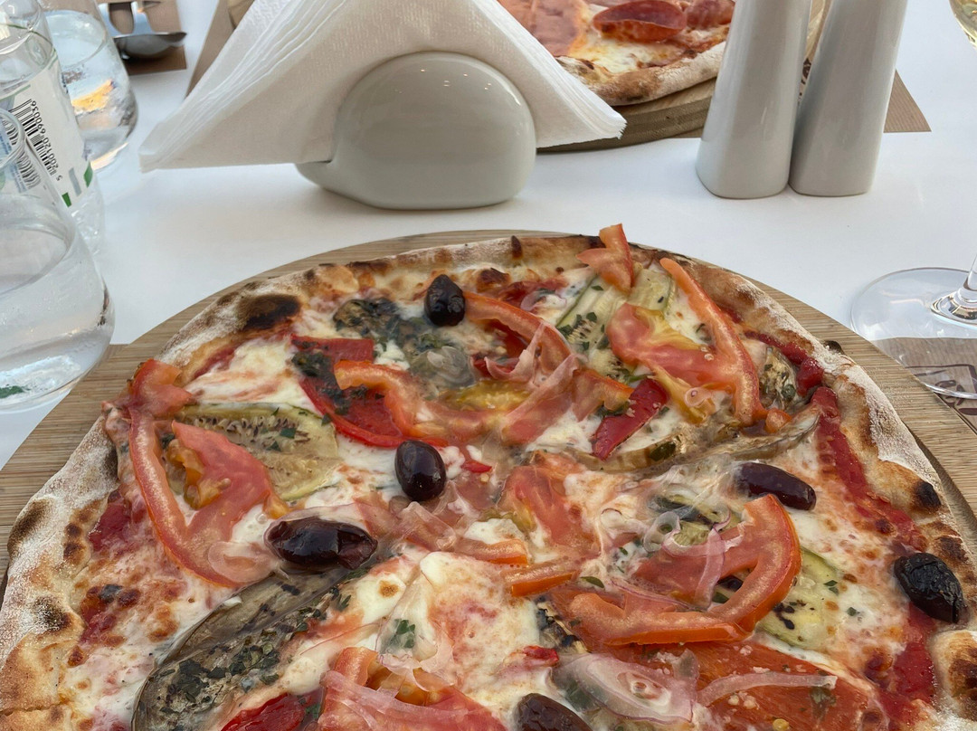 Giacomo's Pizza Pasta & Wine