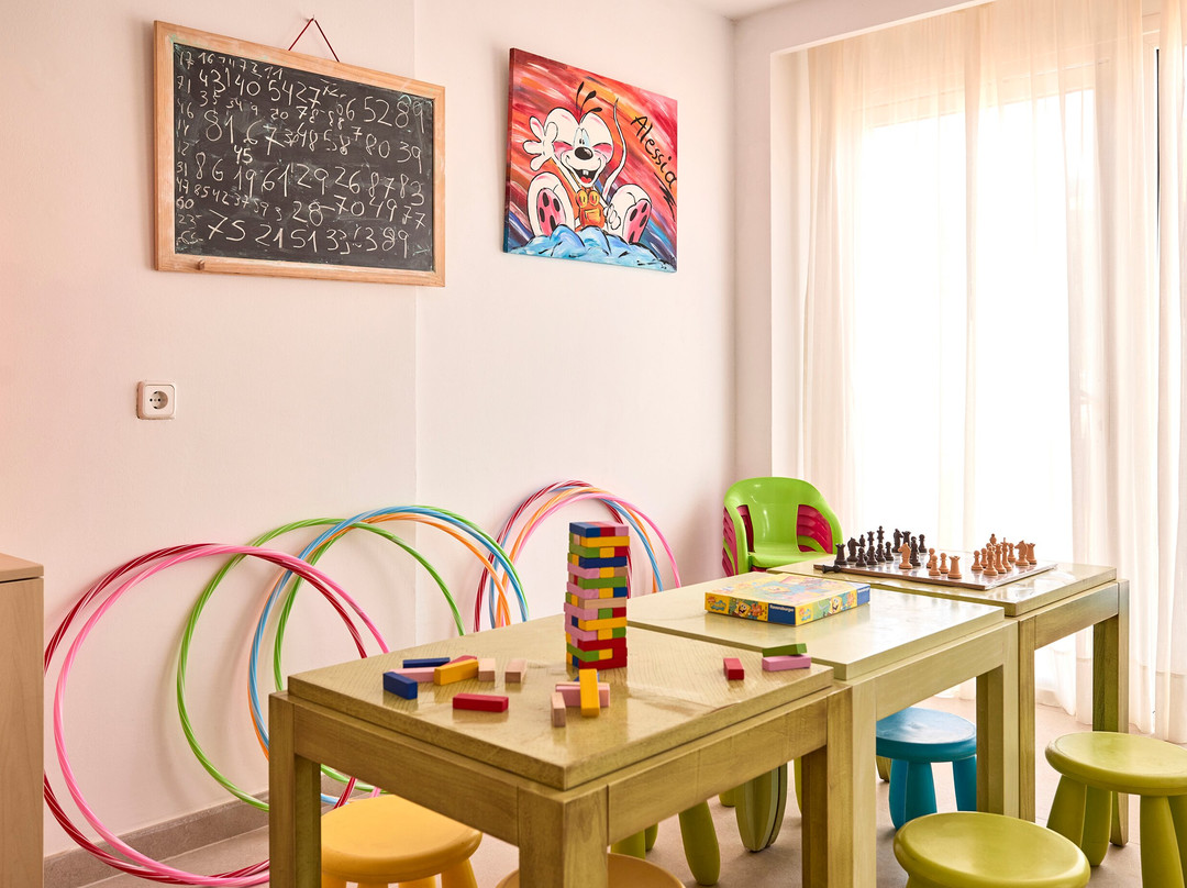 Universal Aparthotel Don Camilo主图