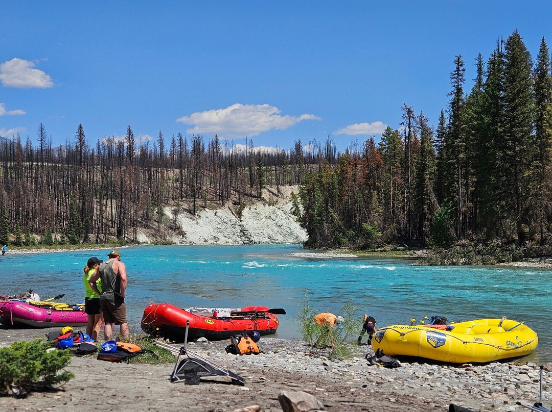 Kootenay River Runners-Radium Hot Springs必去景点