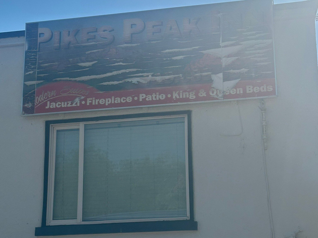 Pikes Peak Inn主图