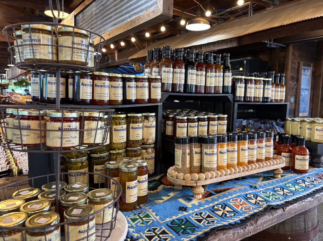 The Summit All Seasons Market at Kirkwood Farmers' Market-Kirkwood必去景点