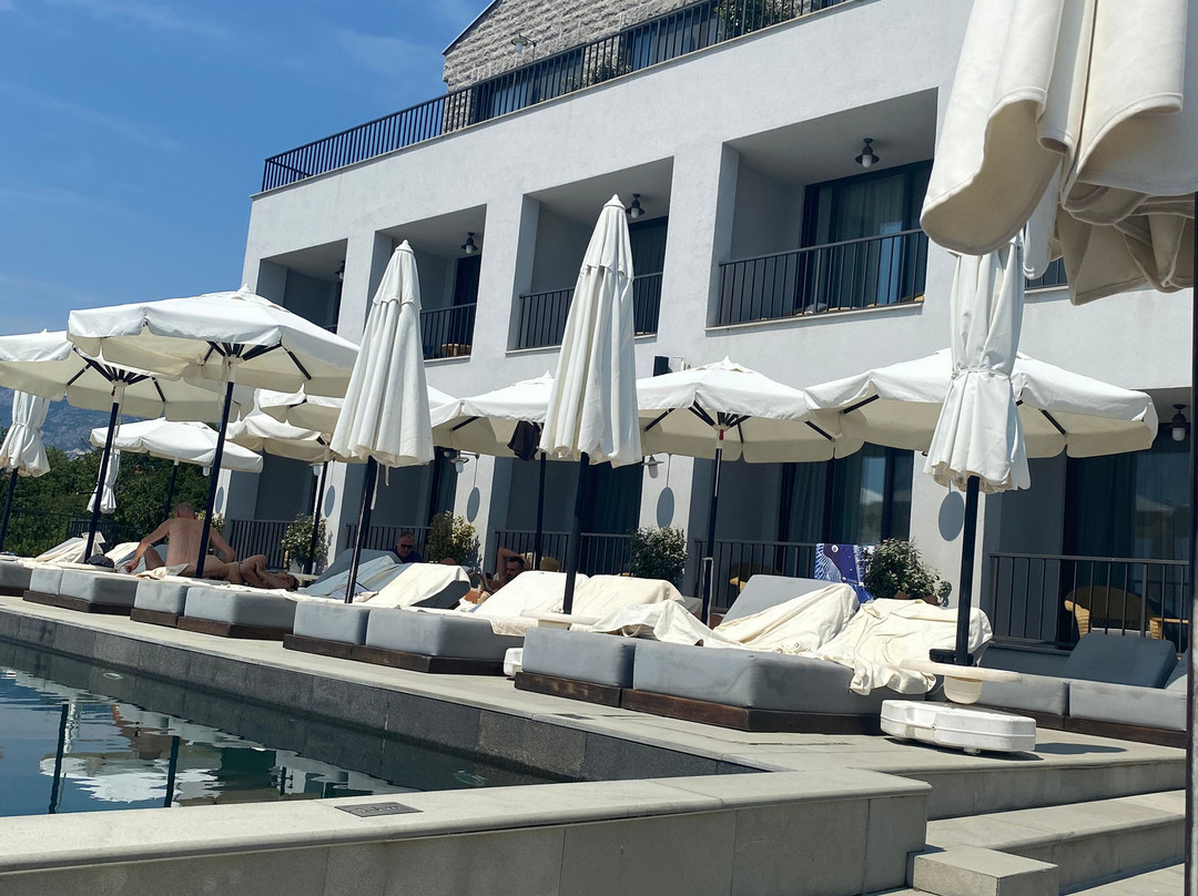 Vivid Blue Serenity Resort主图