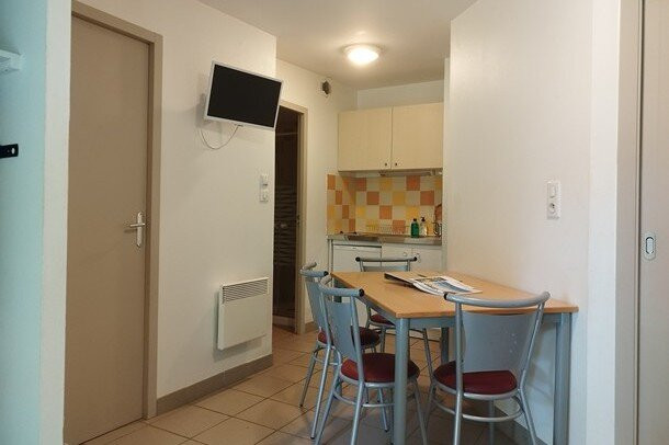 La Riviera Limousine by Popinns主图