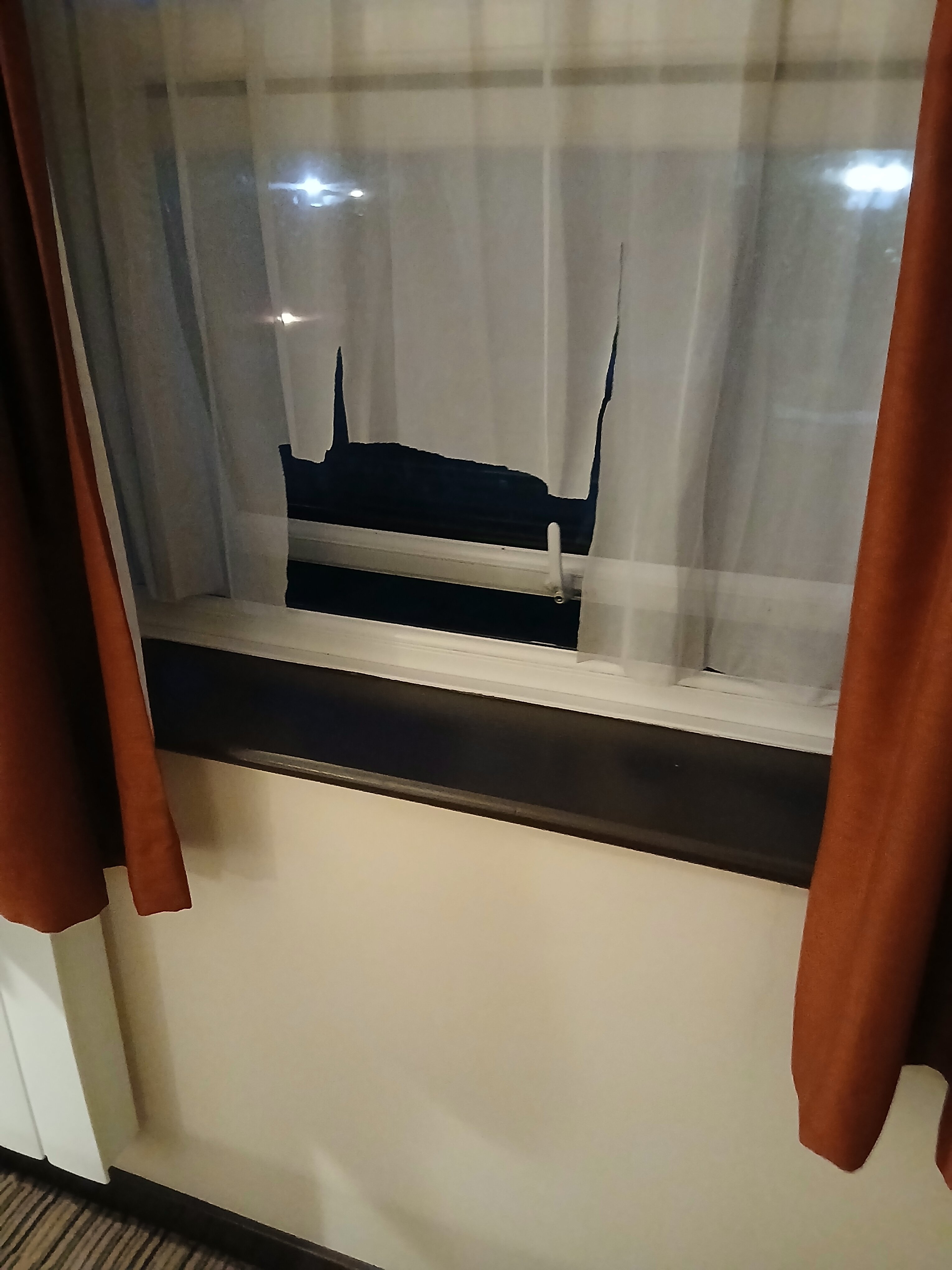 阿可仑华美达酒店-客卧