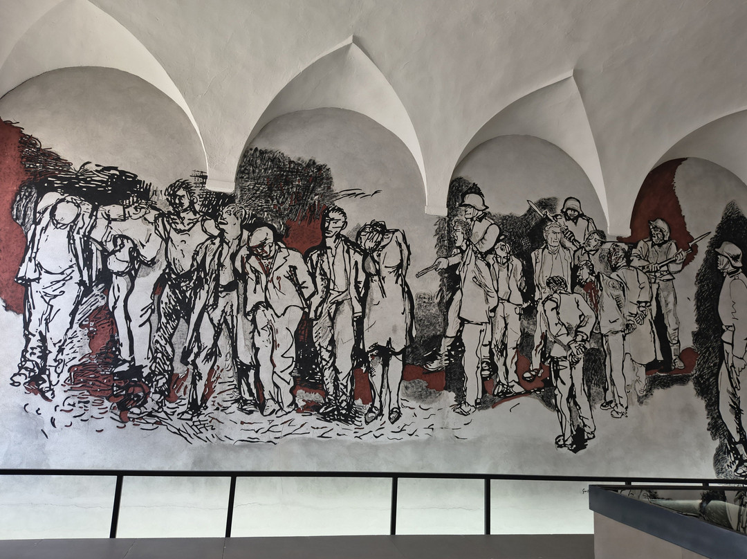 Museo Monumento Al Deportato-卡尔皮必去景点