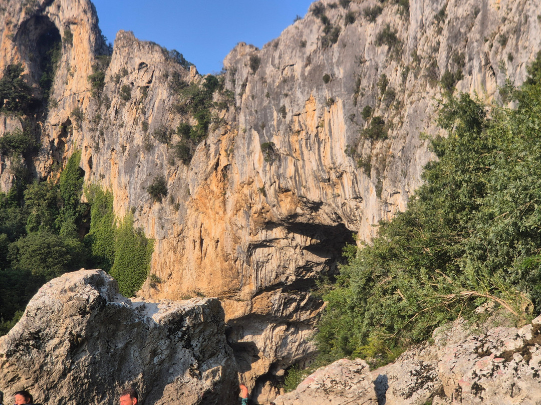 Moniteur Canoë Ardèche Familles Enfants-Labastide-de-Virac必去景点