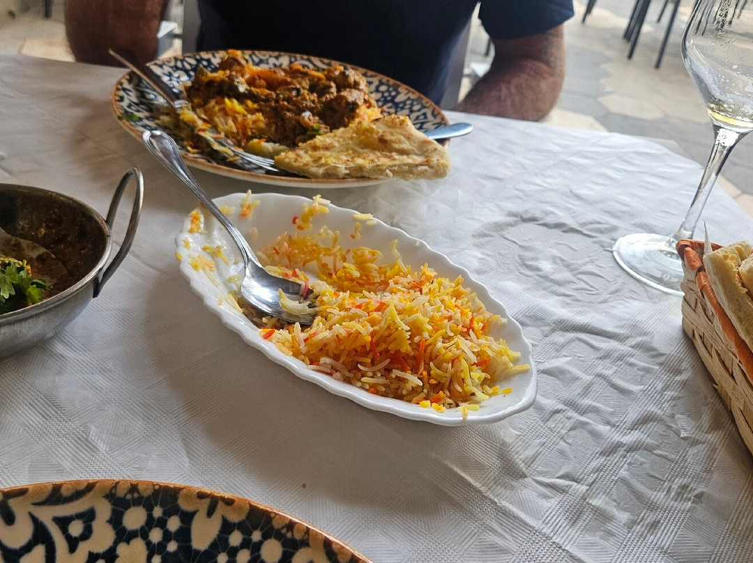 Tandoori House Indian Restaurant