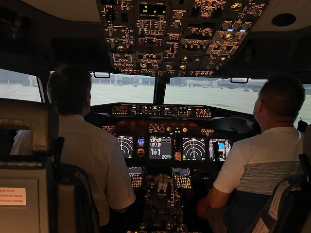 Aerospace Experience Flight Simulators-彼得伯勒必去景点