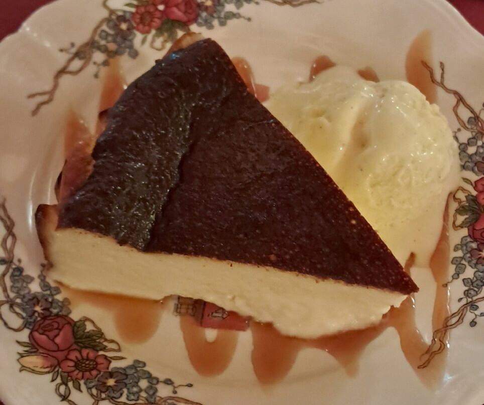 Restaurant at El Almadiero