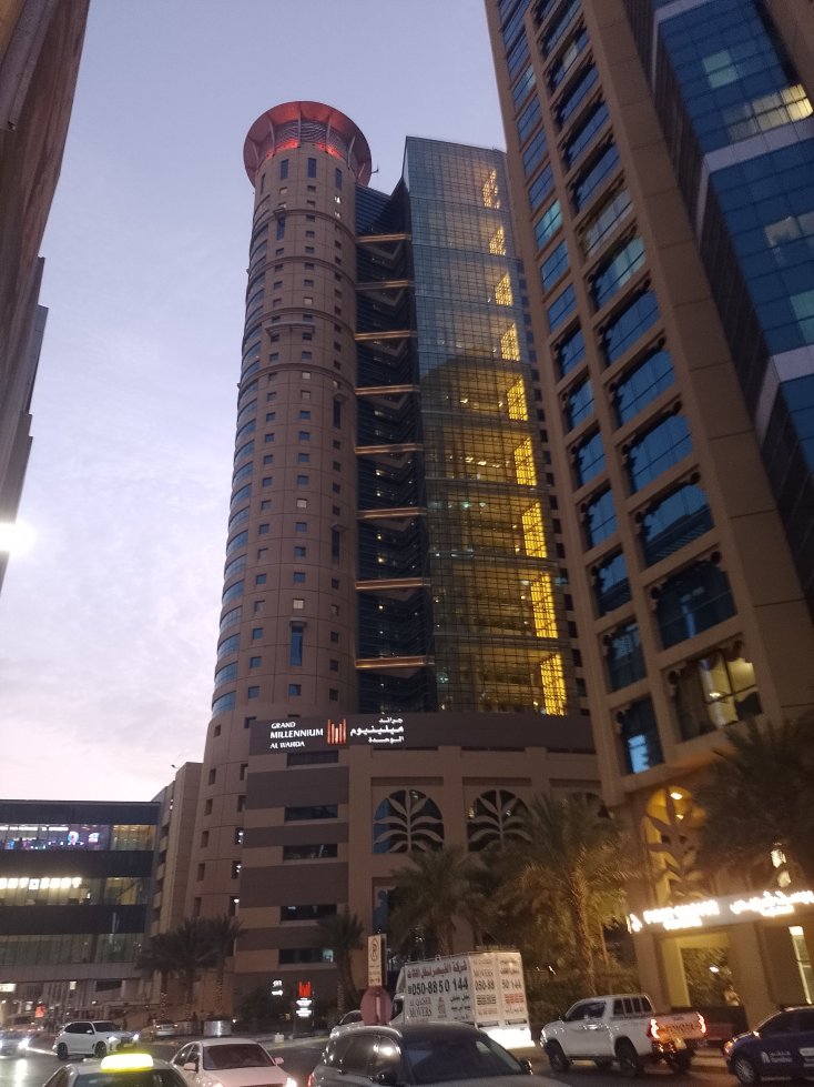 阿布扎比阿尔瓦赫达千禧大酒店和行政公寓-浴室