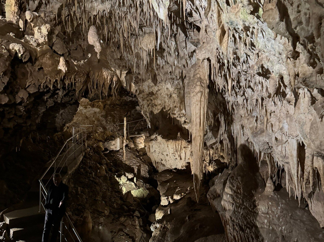 Anemotrypa Cave-Pramanta必去景点