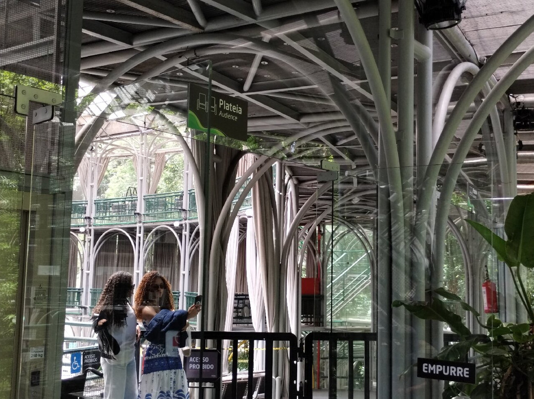 Ópera de Arame-库里提巴必去景点