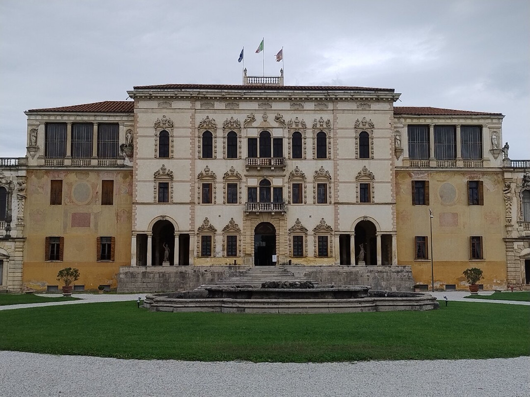 Villa Contarini-Piazzola sul Brenta必去景点