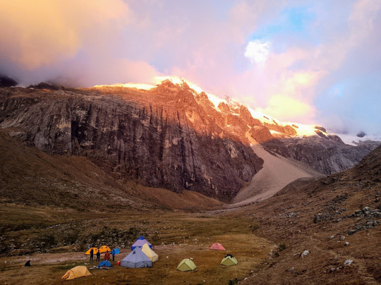 Andean Sunrise-瓦拉斯必去景点