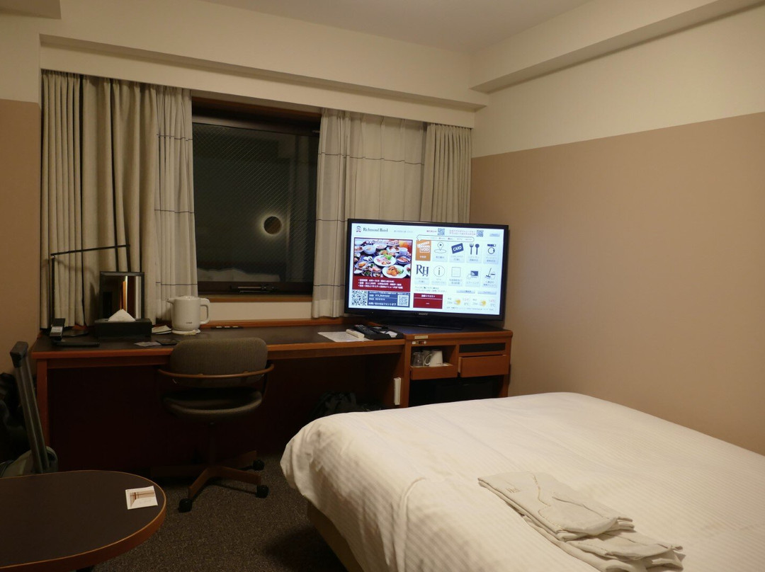 松本里士满酒店主图