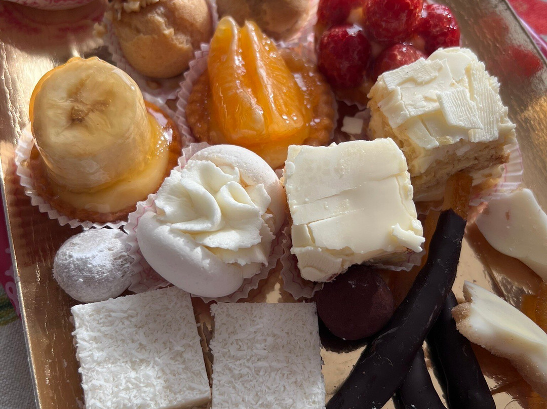 Pasticceria La Dolce Tentazione Di Simona Martini