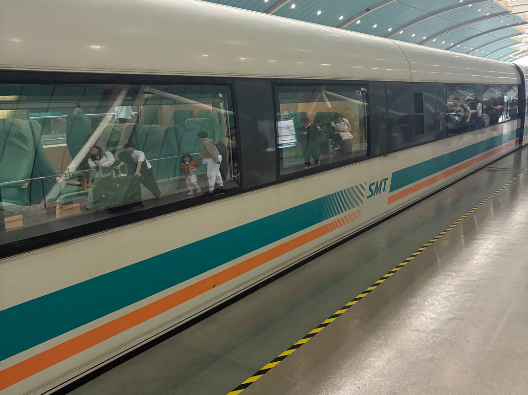 磁悬浮列车-上海市必去景点