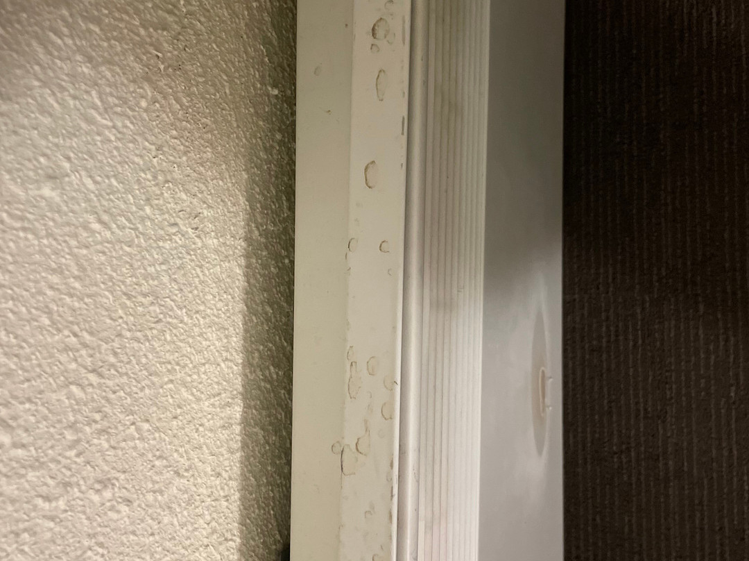 里尔南基钟楼酒店 - CHR主图