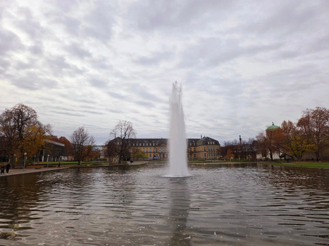 Can You Handle It Tours (CYHIT)-斯图加特必去景点