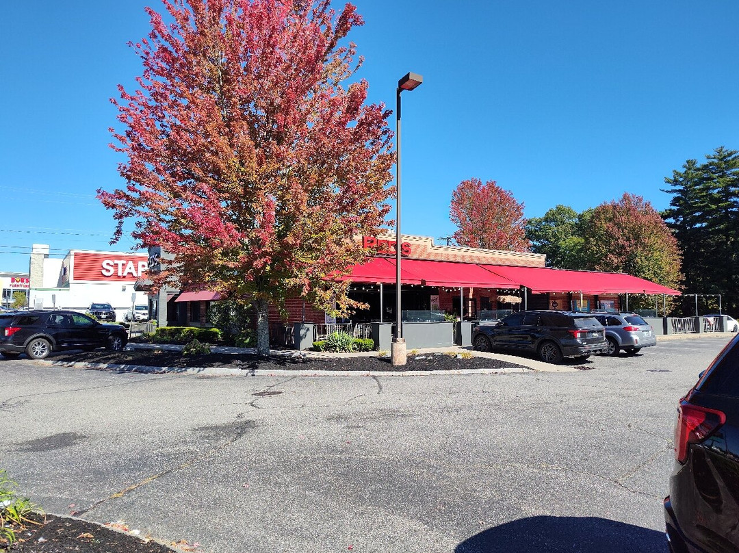 Red's Kitchen + Tavern