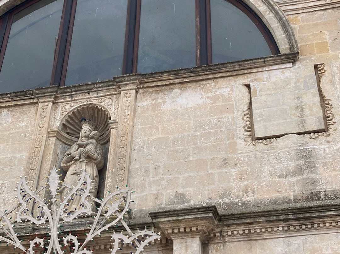 Chiesa di Santa Chiara-马泰拉必去景点