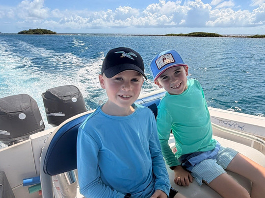 1 Fool and a Boat-棕榈/鹰海滩必去景点