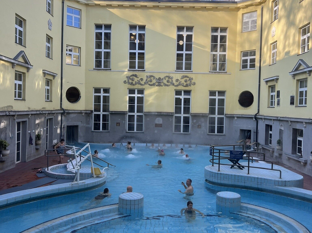 Lukacs Thermal Bath and Swimming Pool-布达佩斯必去景点