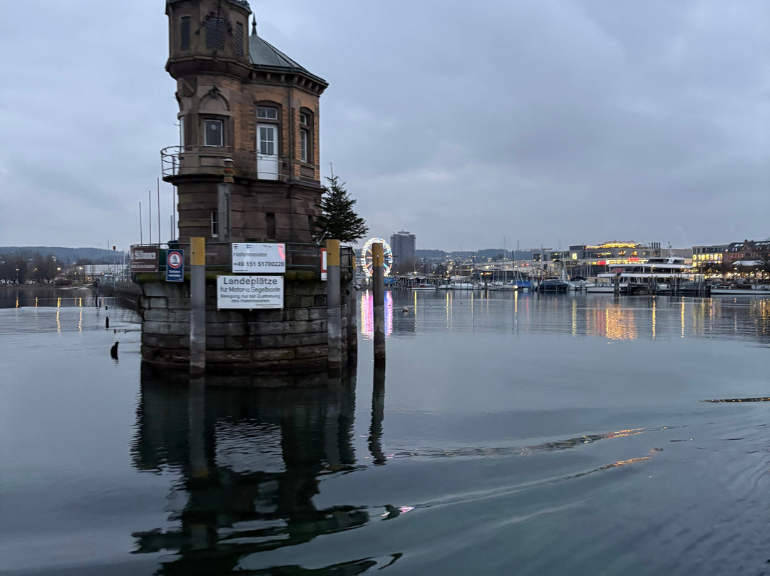 Der Katamaran-腓德烈港必去景点