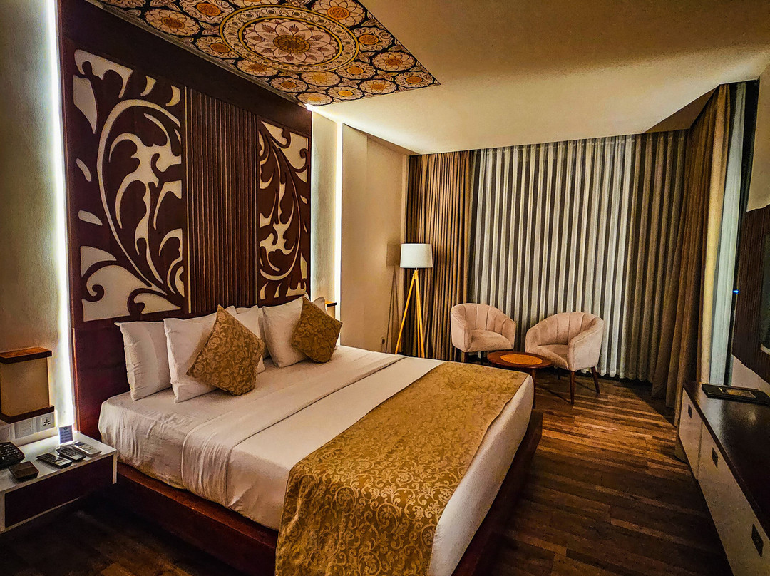 宏大塞伦迪布酒店主图