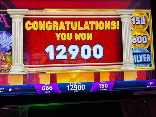 Saratoga Casino Hotel主图