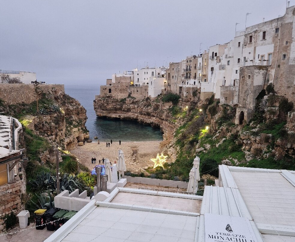 Lama Monachile-波利尼亚诺阿马雷必去景点