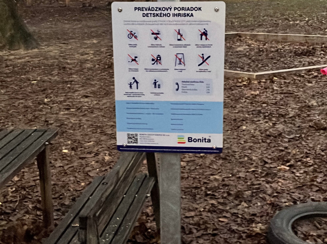 Kinderspielplatz Makovice