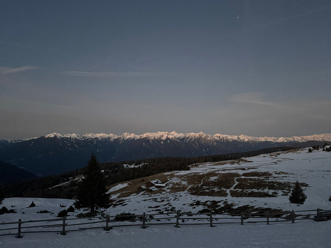 Starkenfeldhutte主图