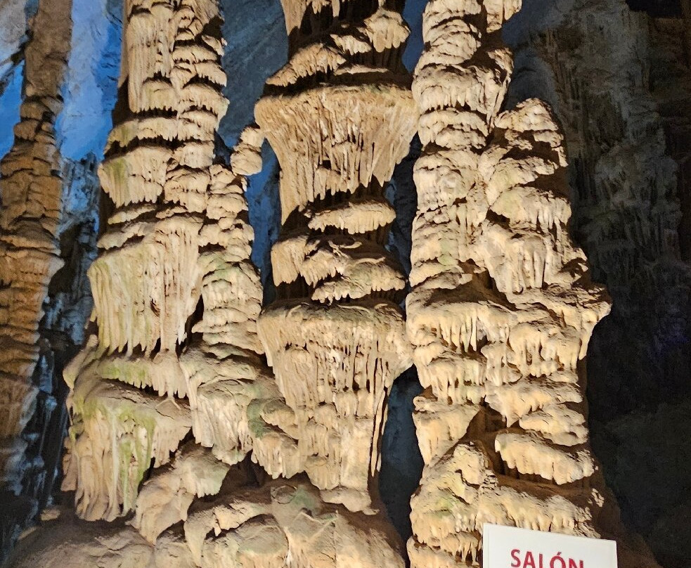 Grutas de Garcia-Garcia必去景点